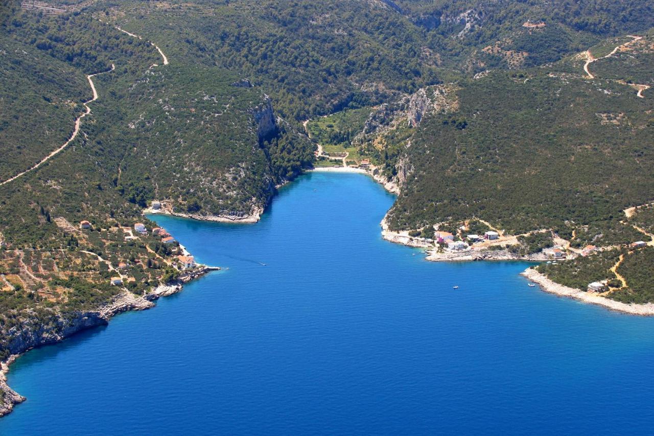 Studio Pokrivenik 10427A Zastražišće Buitenkant foto