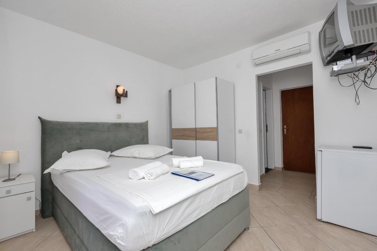 Studio Pokrivenik 10427A Zastražišće Buitenkant foto