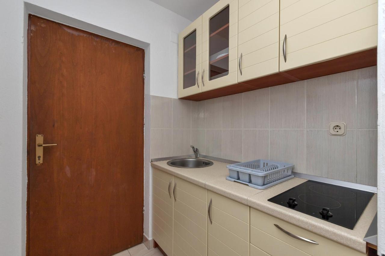 Studio Pokrivenik 10427A Zastražišće Buitenkant foto